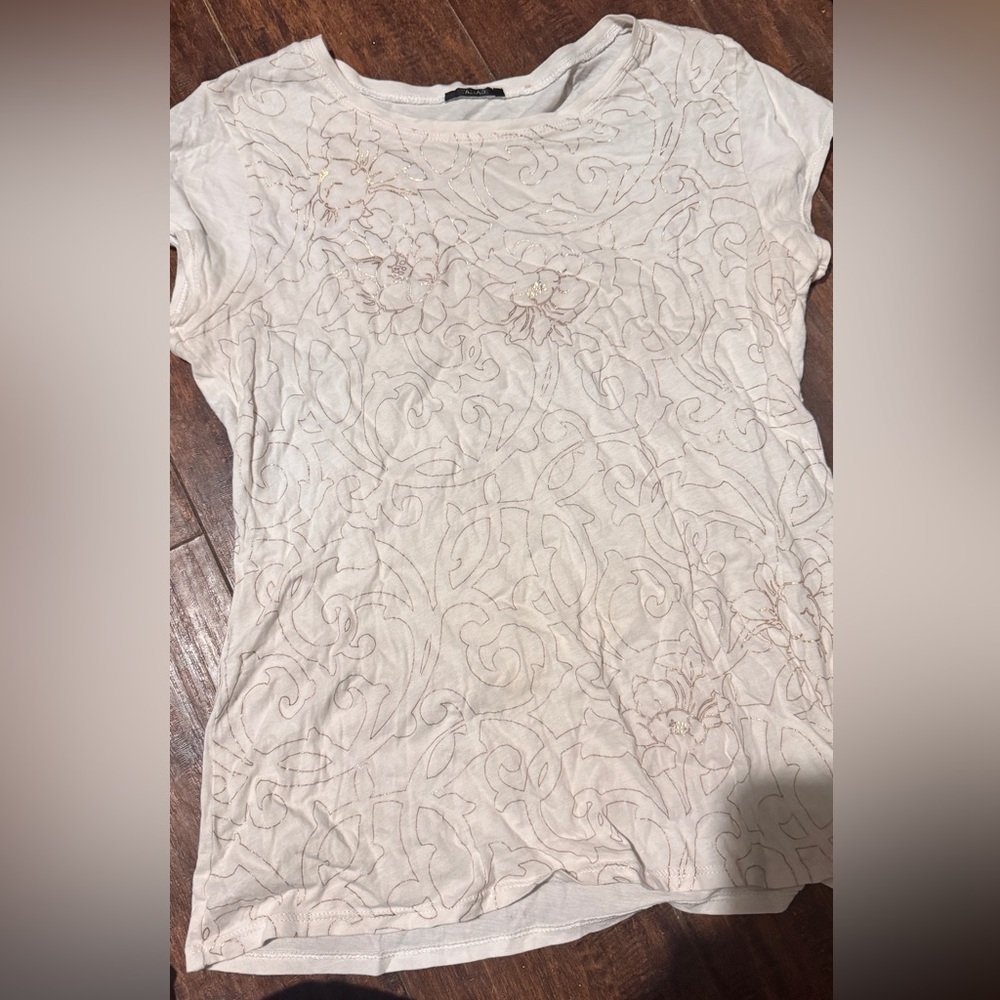Tahari Cream Floral Short Sleeve Top
